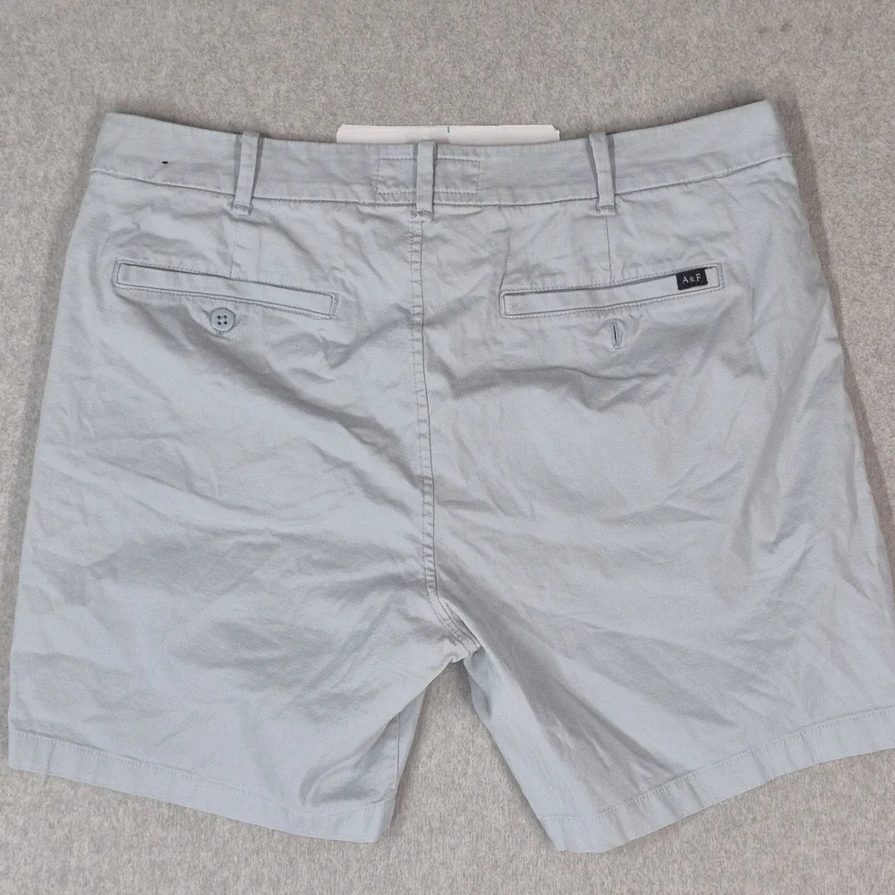 Abercrombie & Fitch Men Shorts 36 Light Gray Casual Shorts Chino Logo Stretch
